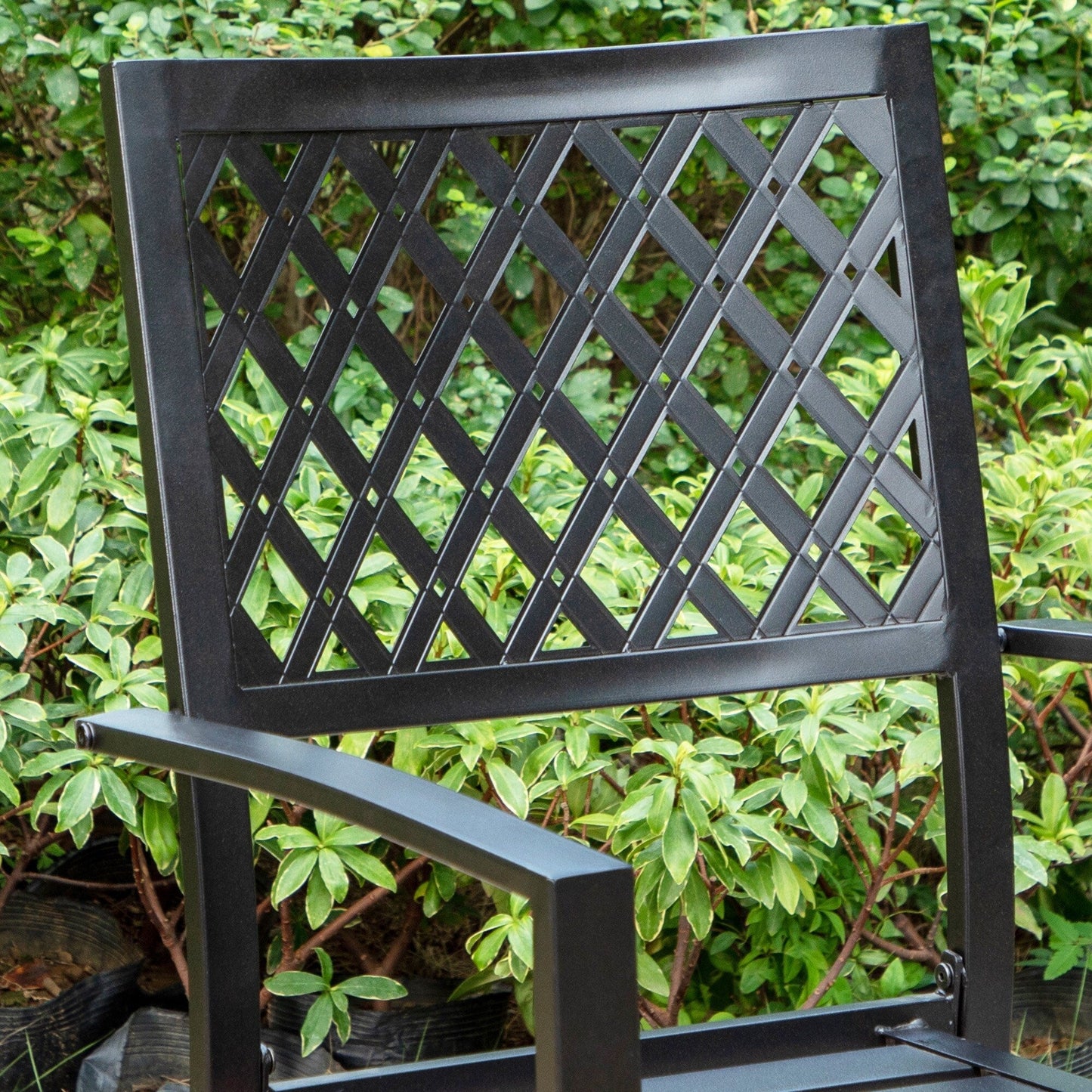 Set da pranzo per patio con rivestimento E da 5 pezzi e sedie impilabili