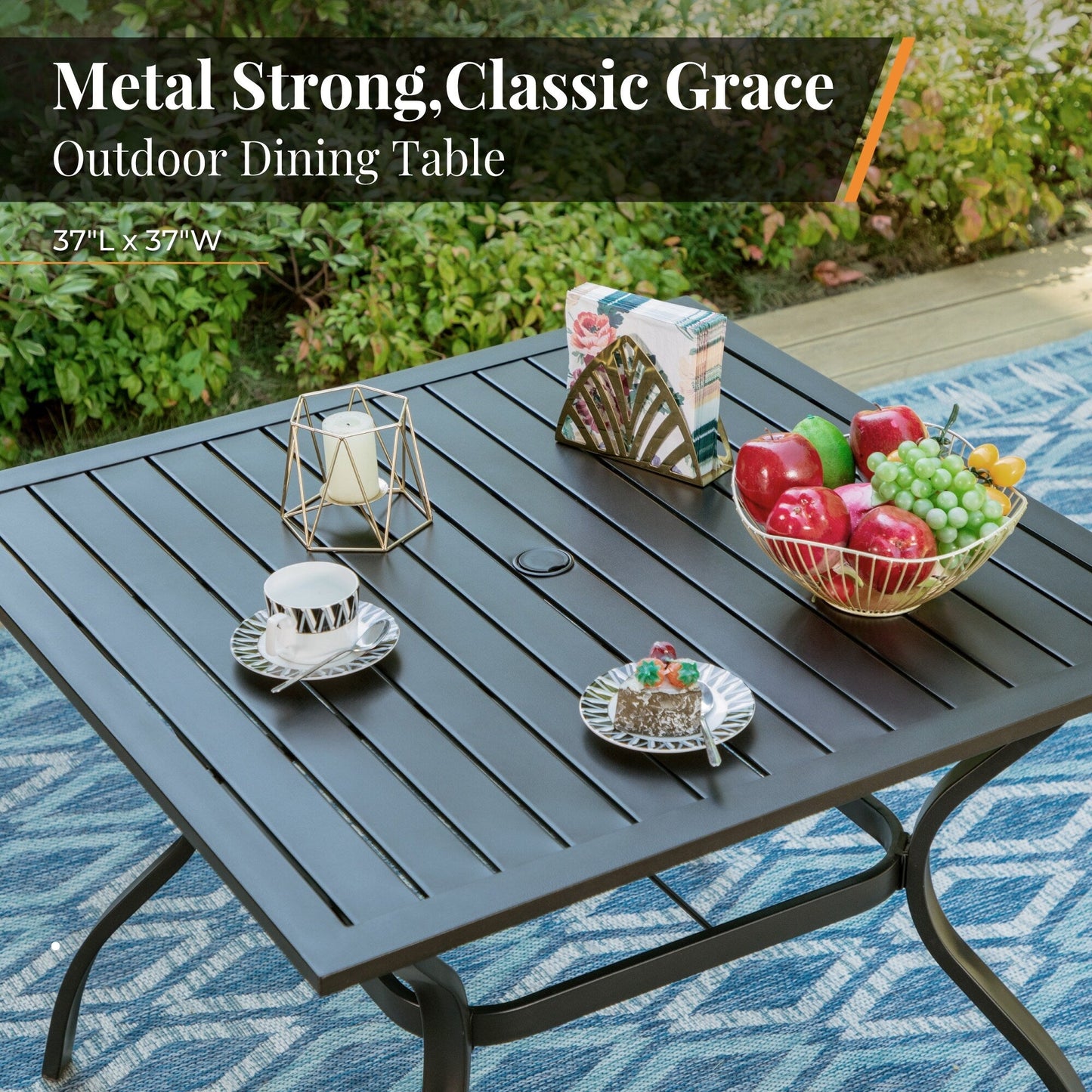 Set da pranzo per patio con rivestimento E da 5 pezzi e sedie impilabili