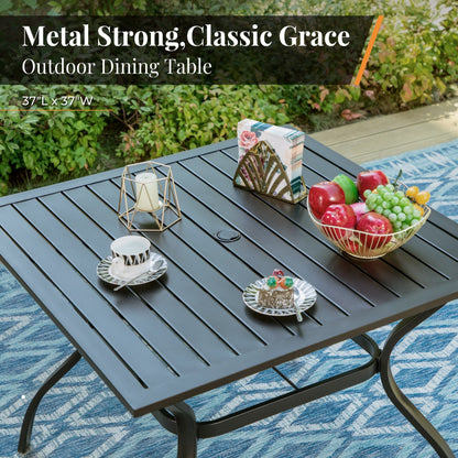 Set da pranzo per patio con rivestimento E da 5 pezzi e sedie impilabili