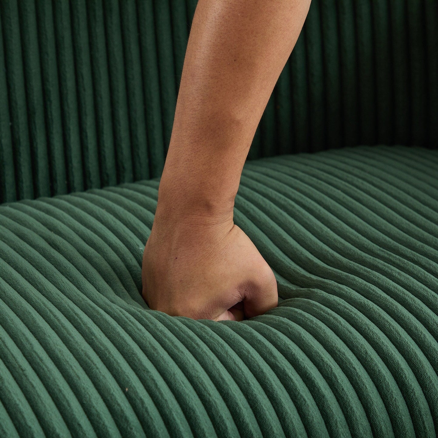 Divano moderno a due posti da 50,78 pollici, divano a due posti rivestito in tessuto di velluto a coste, divano a due posti con gambe in legno di noce