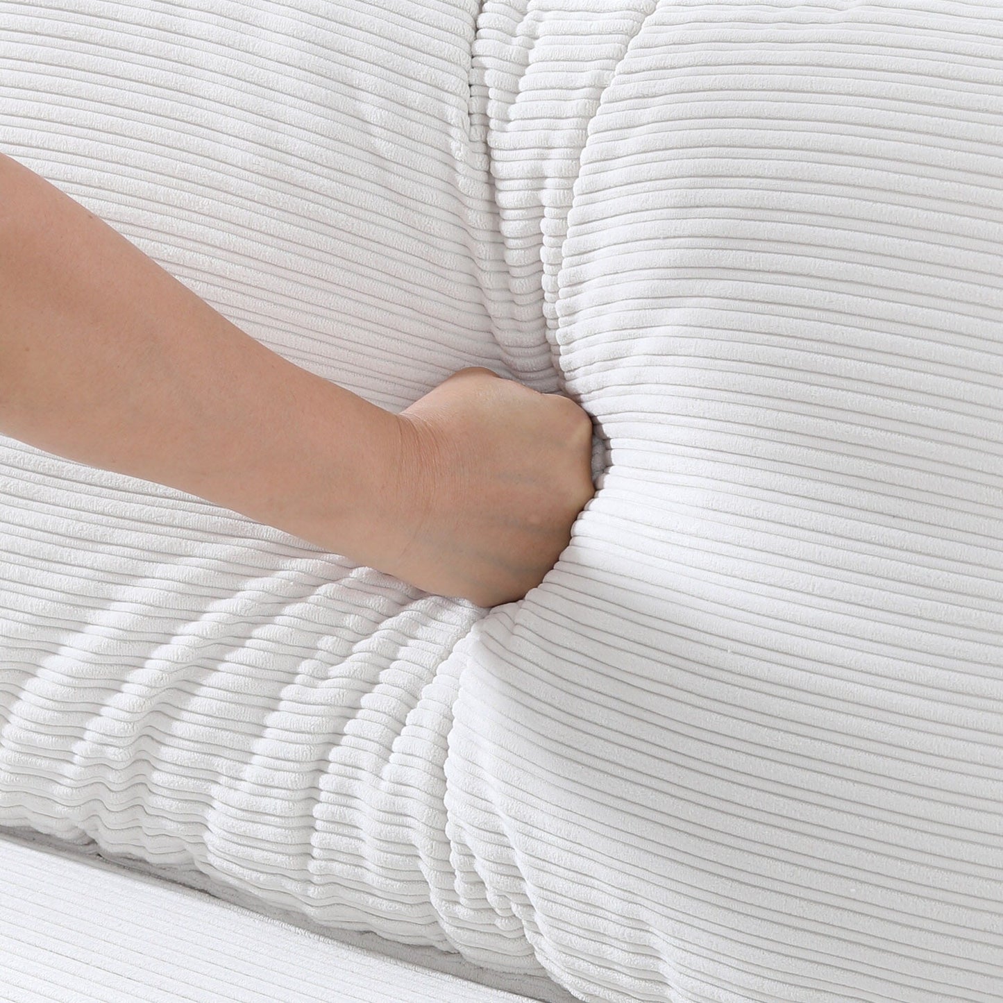 Divano a 2 posti beige da 53 pollici con struttura in metallo per piccoli spazi, mobili moderni compatti in misto poliestere per appartamenti