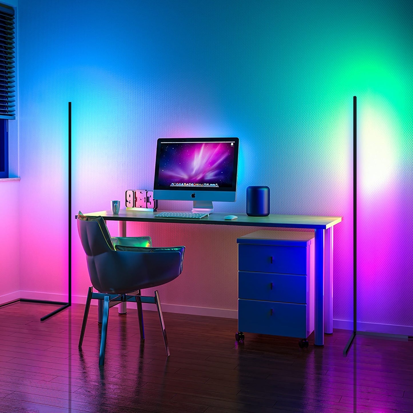Lampada da terra minimalista a LED con angolo in metallo RGB da 55 cm