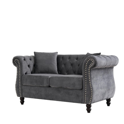 Divano Chesterfield in velluto 58.8 a 2 posti con braccioli arrotolati, finiture con borchie e 2 cuscini