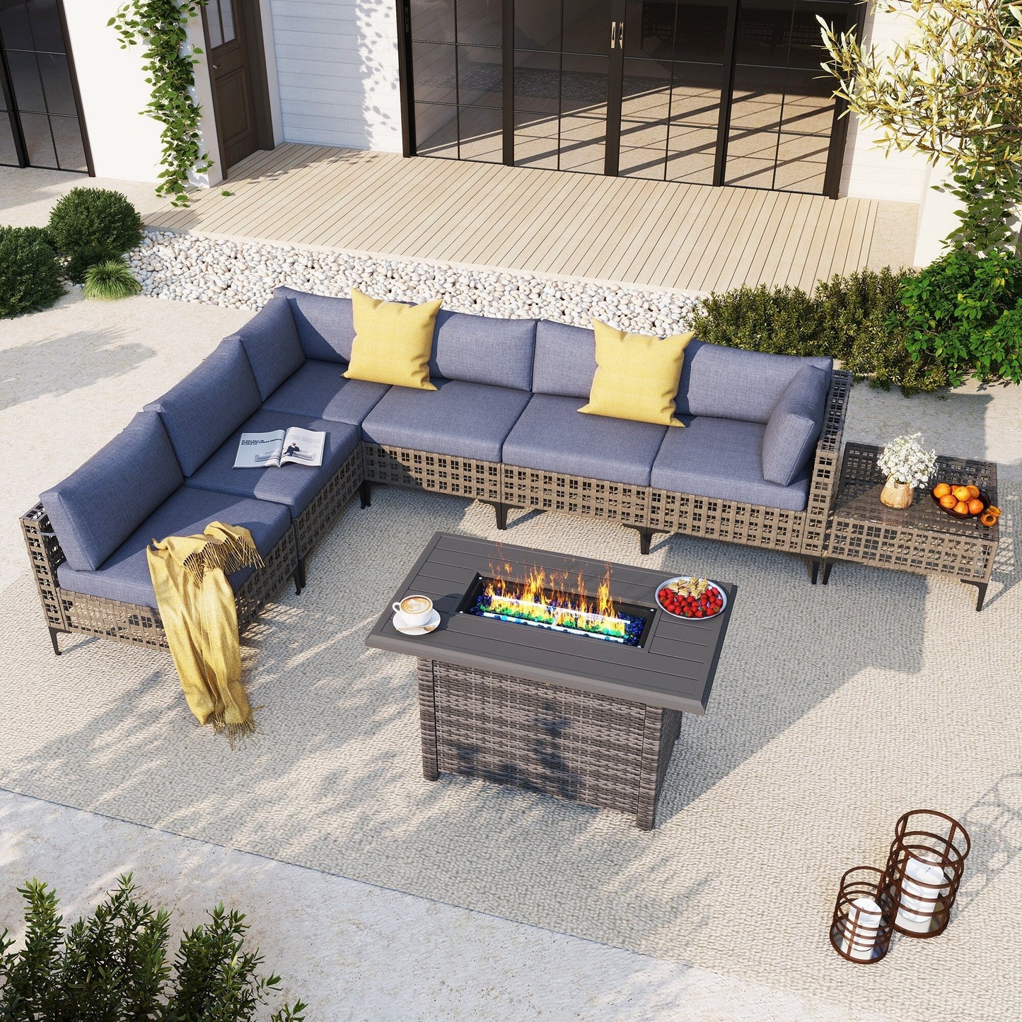 Gruppo di posti a sedere componibili per esterni da 6 persone con braciere