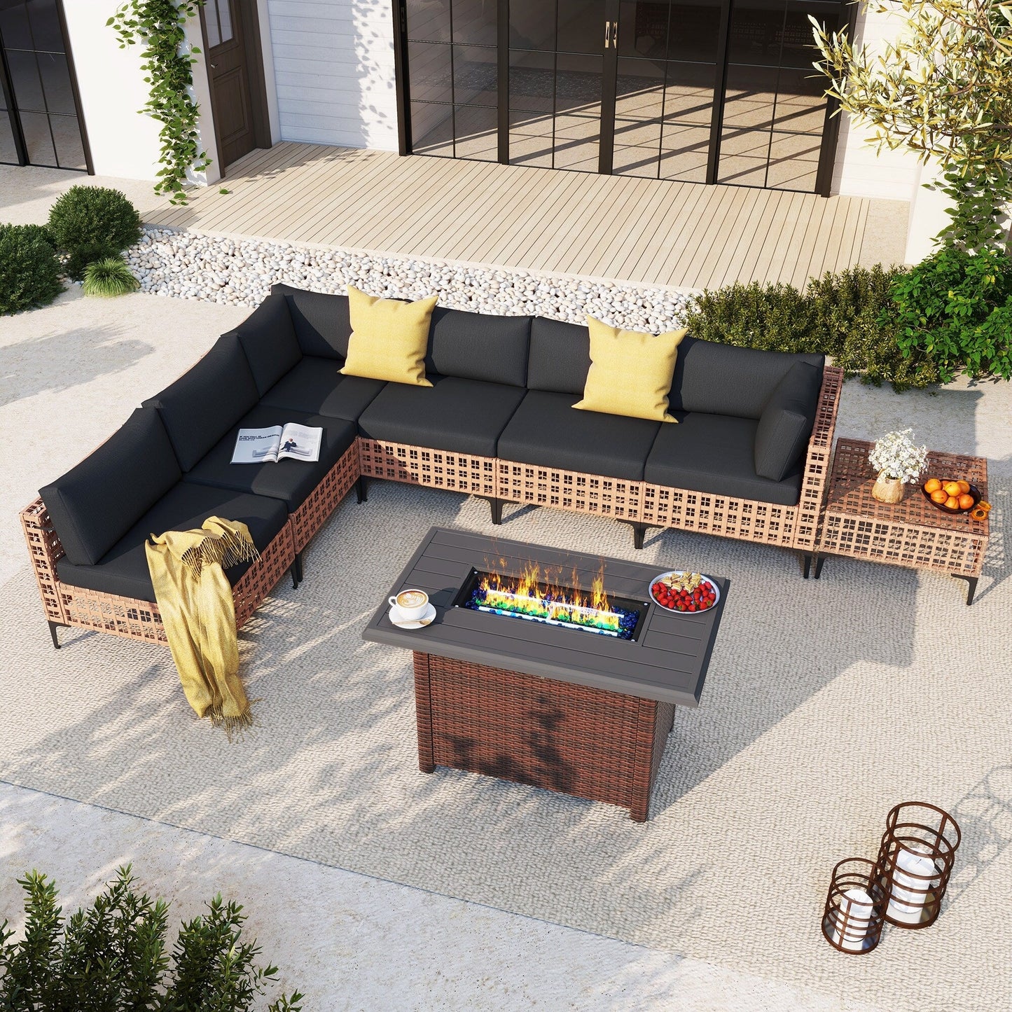 Gruppo di posti a sedere componibili per esterni da 6 persone con braciere