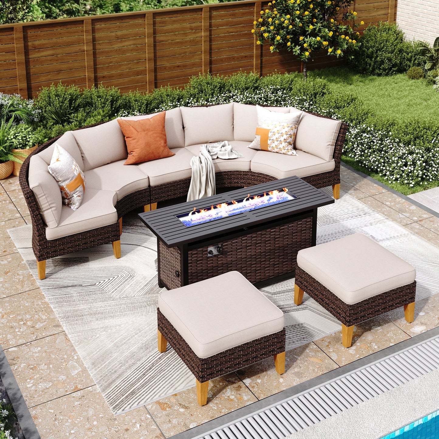 Set di divani componibili in vimini per esterni da 6-11 pezzi, set di mobili a mezzaluna, ampi posti a sedere, set da conversazione con tavolo con braciere