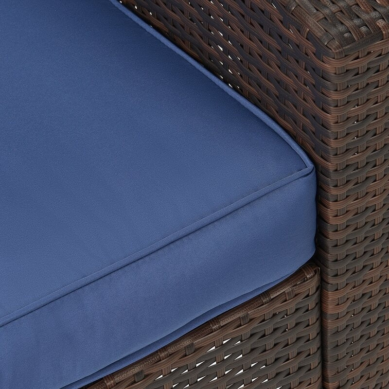 Set da conversazione in vimini per esterni da 6 pezzi