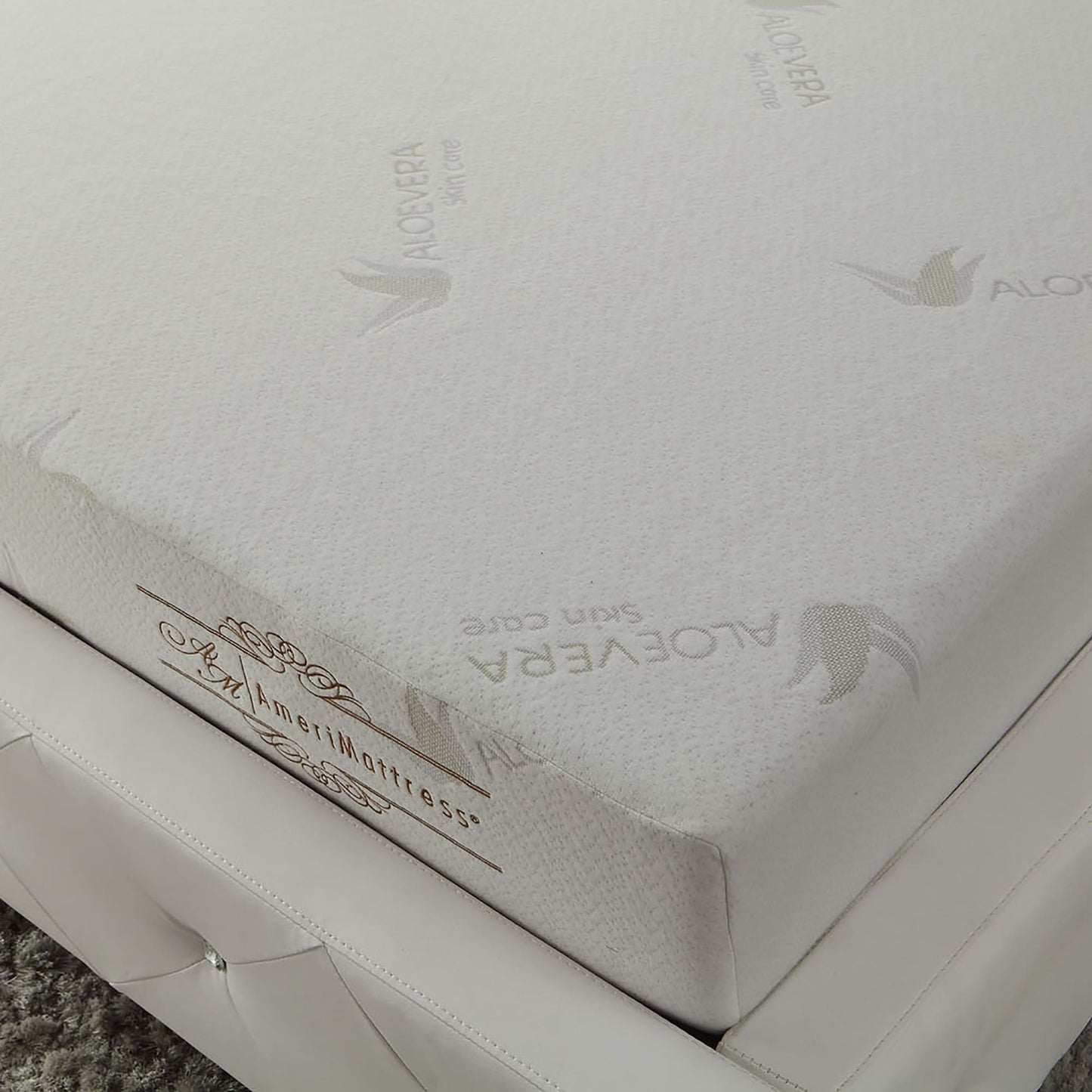 Materasso in memory foam sagomato con infusione di aloe vera da 6 pollici