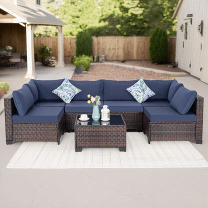 Set da conversazione in vimini da 7 pezzi con tavolino da caffè e cuscini