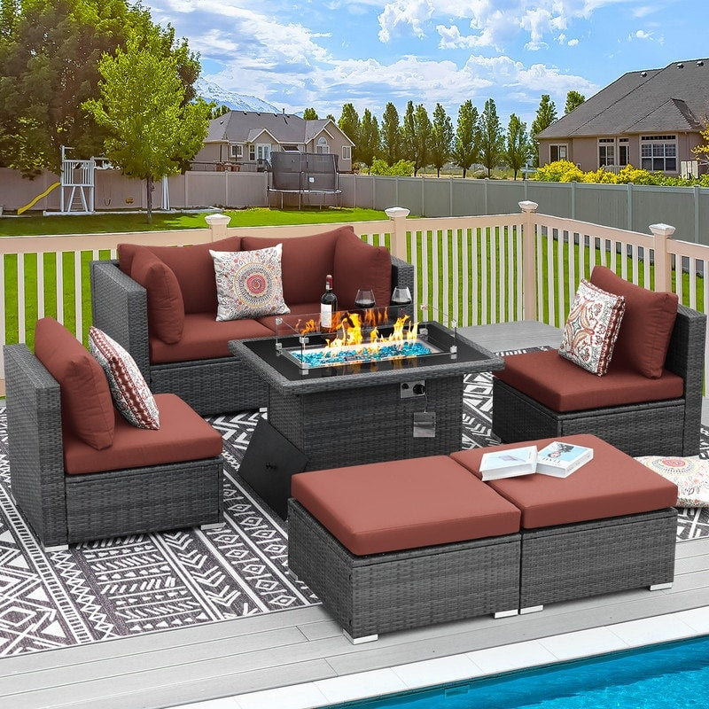 Set di divani componibili in vimini da esterno FINCATI da 7 pezzi con tavolo con braciere