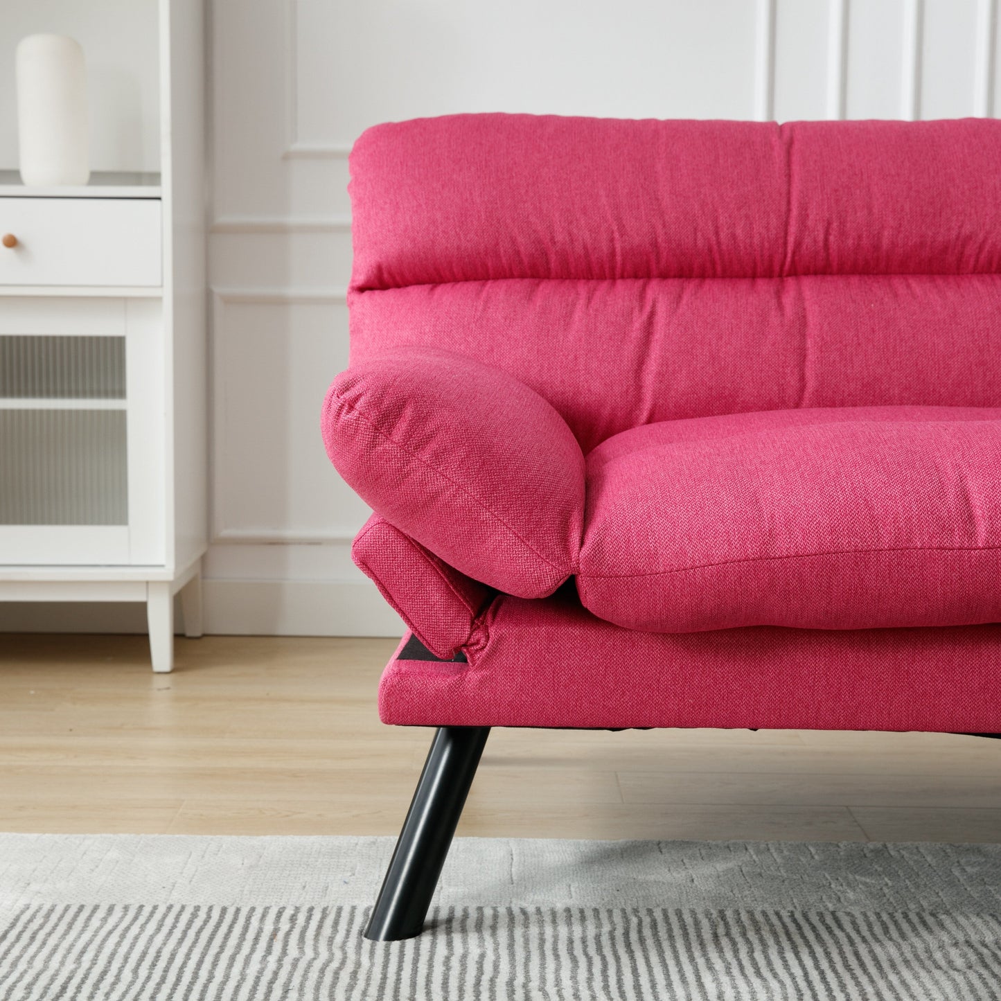 Divano a due posti in tessuto Teddy 70.08 con cuscini spessi, gambe in metallo e capacità di peso di 600 libbre