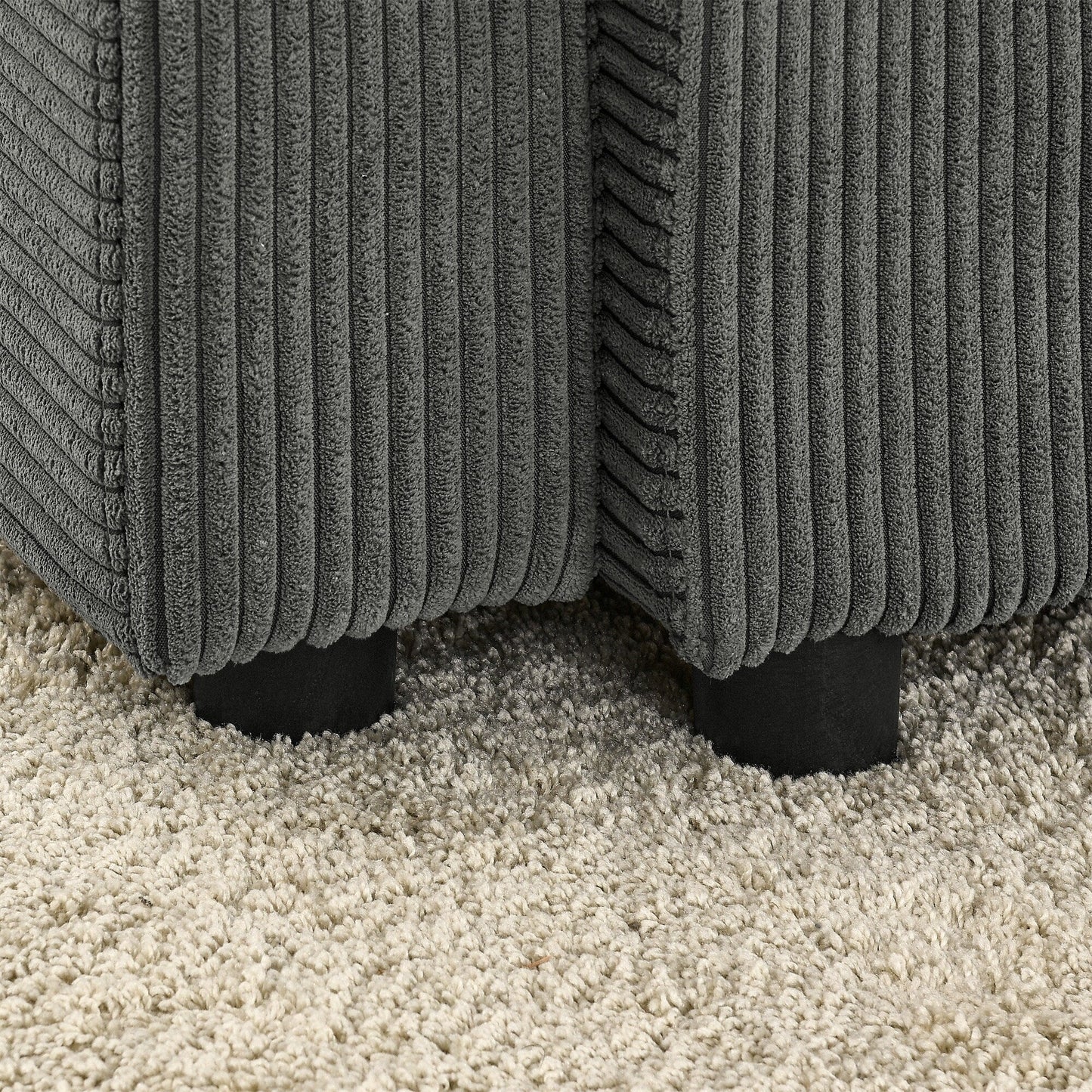 Divano moderno a 2 posti in velluto a coste, seduta profonda, con portabicchieri e portatelefono