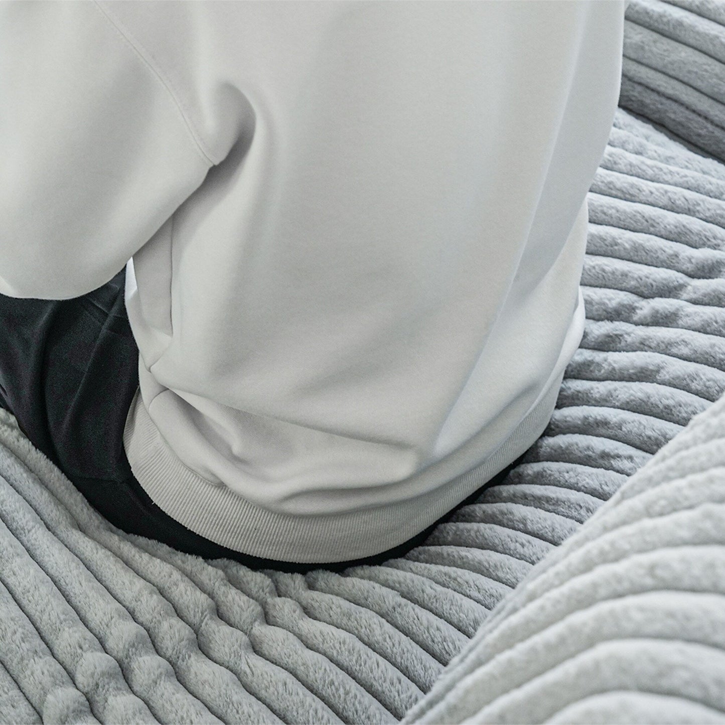 Divano a due posti in tessuto di peluche da 78''