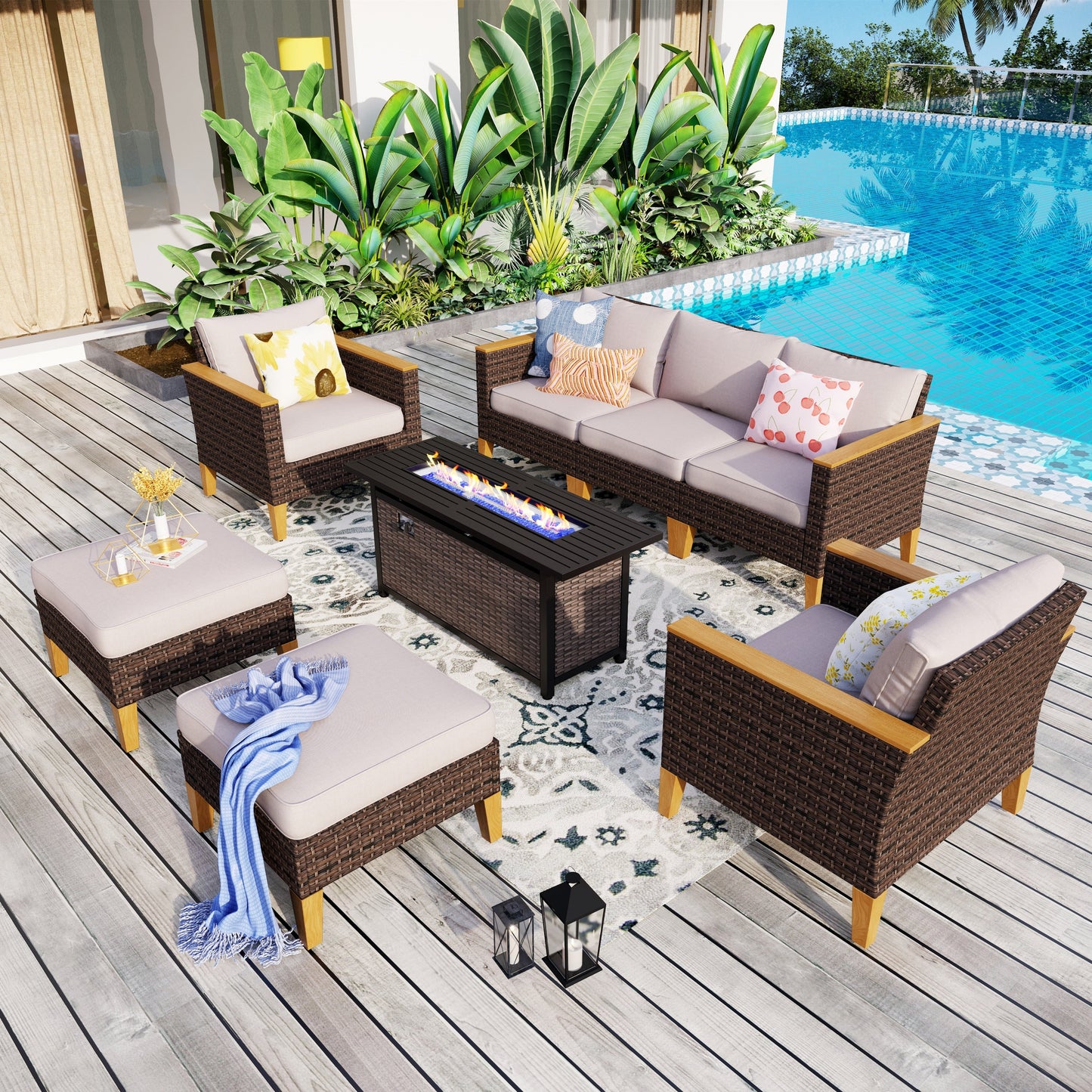 Set di divani componibili in vimini per esterni da 8 pezzi, ampi mobili da seduta, set da conversazione con tavolo con braciere