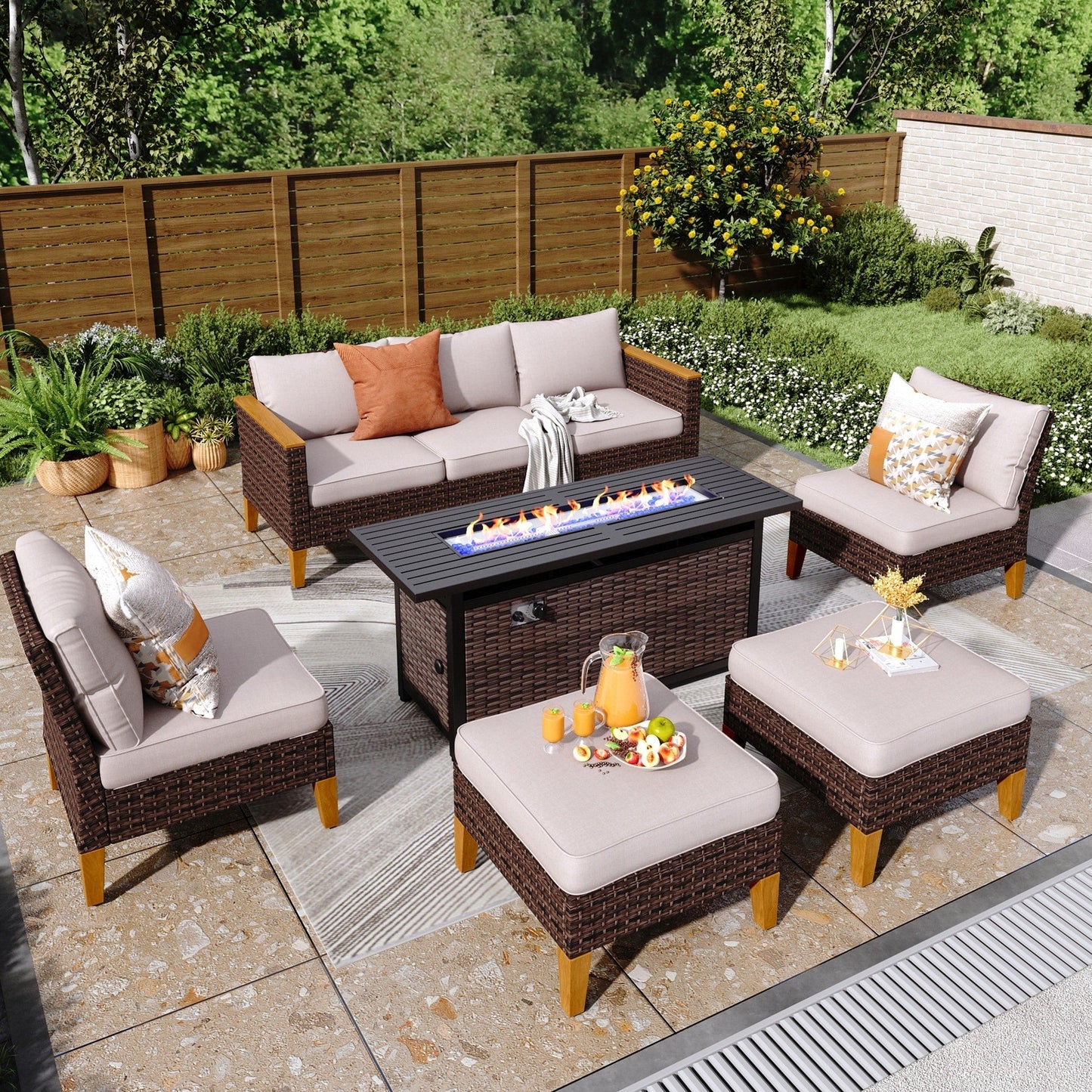 Set di divani componibili in vimini per esterni da 8 pezzi, ampi mobili da seduta, set da conversazione con tavolo con braciere