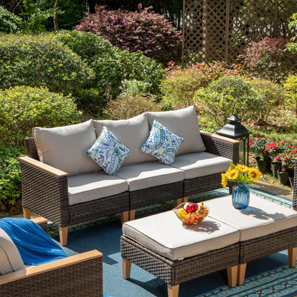 Set di divani componibili in vimini per esterni da 8 pezzi, ampi mobili da seduta, set da conversazione con tavolo con braciere