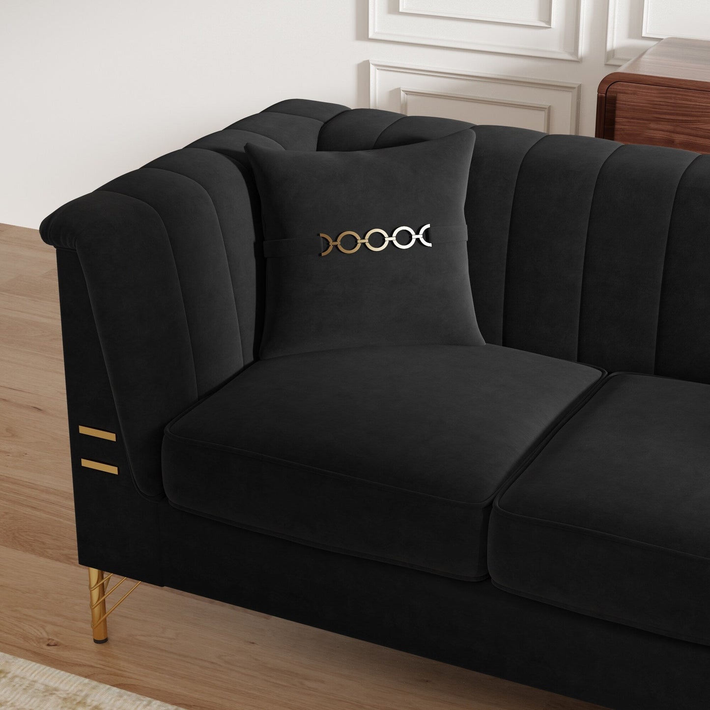 Divano moderno in velluto a 3 posti 82.67, schienale capitonné con canali verticali, gambe in metallo dorato, stile Chesterfield