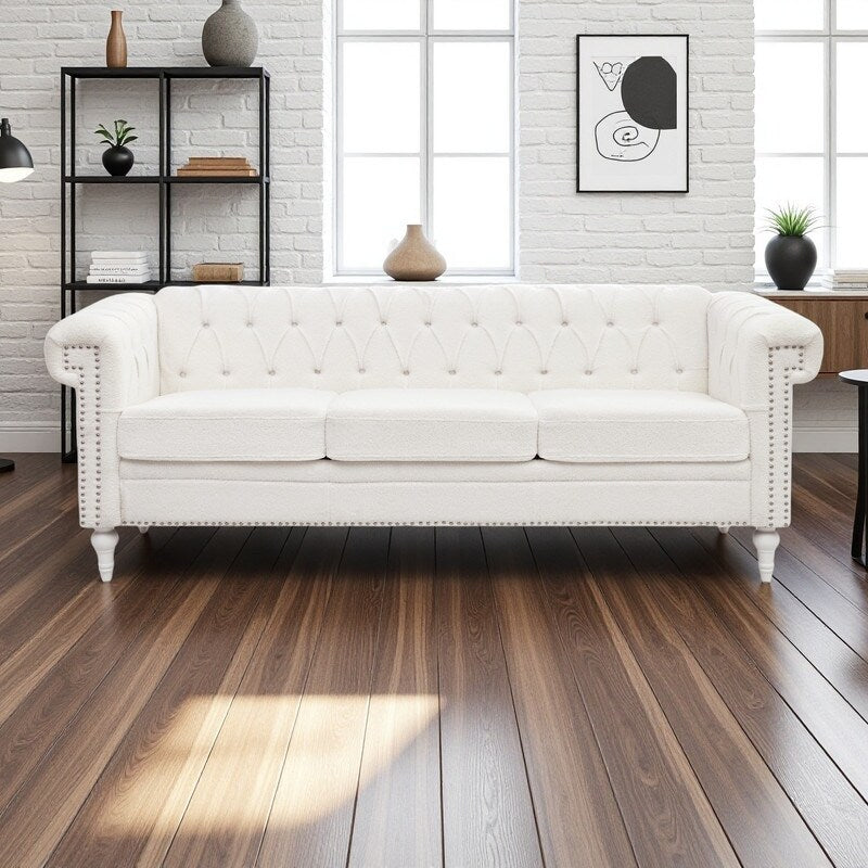 Divano a 3 posti con braccioli quadrati in pelle PU da 83,66 pollici, cuscini rimovibili, supporto a molle insacchettate e finiture borchiate