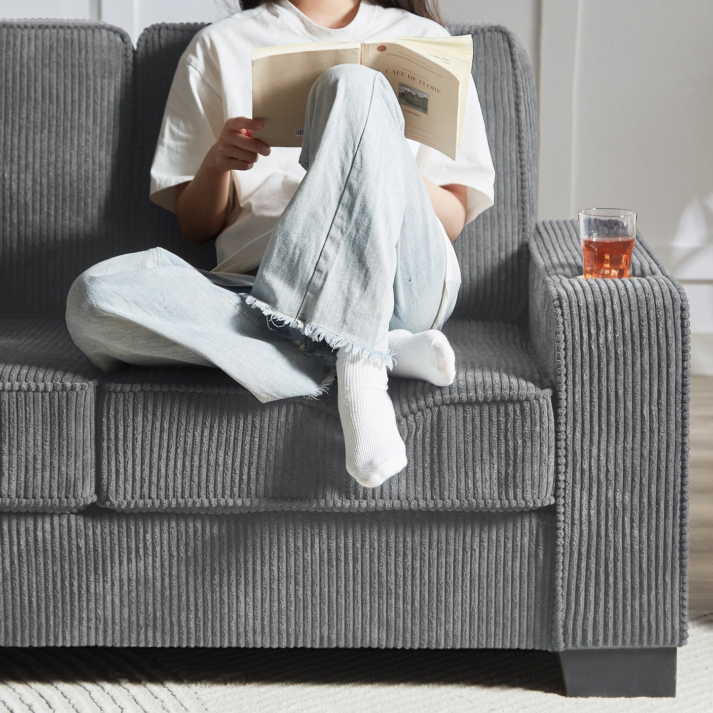 Divano a 3 posti in velluto a coste da 84,25 pollici con braccioli portabicchieri - Cuscini in spugna ad alta densità e molle