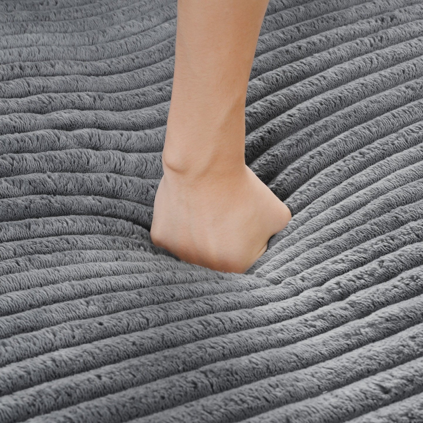 Divano chaise longue in velluto a coste da 86,5 pollici con 2 porte USB, portabicchieri e capacità di 550 libbre