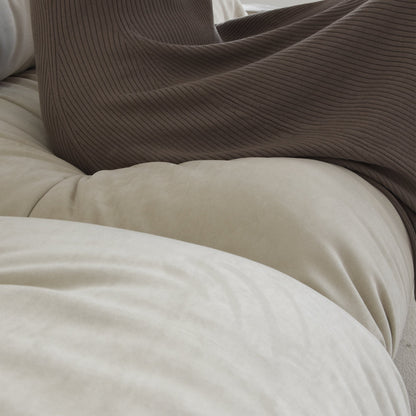 89 Divano trapuntato a forma di nuvola