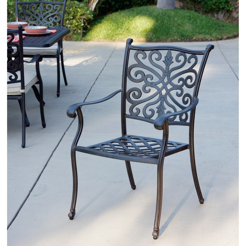 Set da pranzo da patio da 9 pezzi con cuscini e tavolo da pranzo rettangolare da 44 x 84''