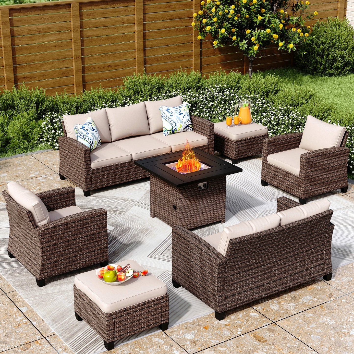 Divano componibile da esterno con schienale alto, set da conversazione, mobili da giardino in vimini e rattan, 9 posti, con tavolo e braciere