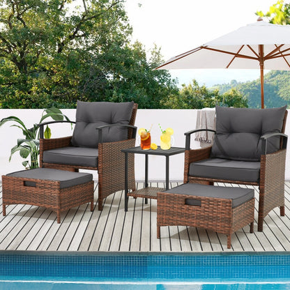 Set di mobili da giardino AVAWING da 5 pezzi, set da conversazione in vimini con tavolino e pouf