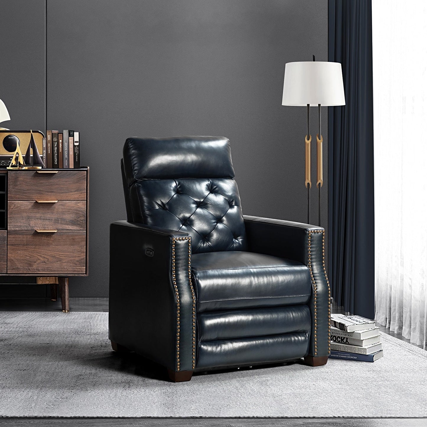 Poltrona reclinabile elettrica Alina 31.50 Wide in vera pelle con porta USB