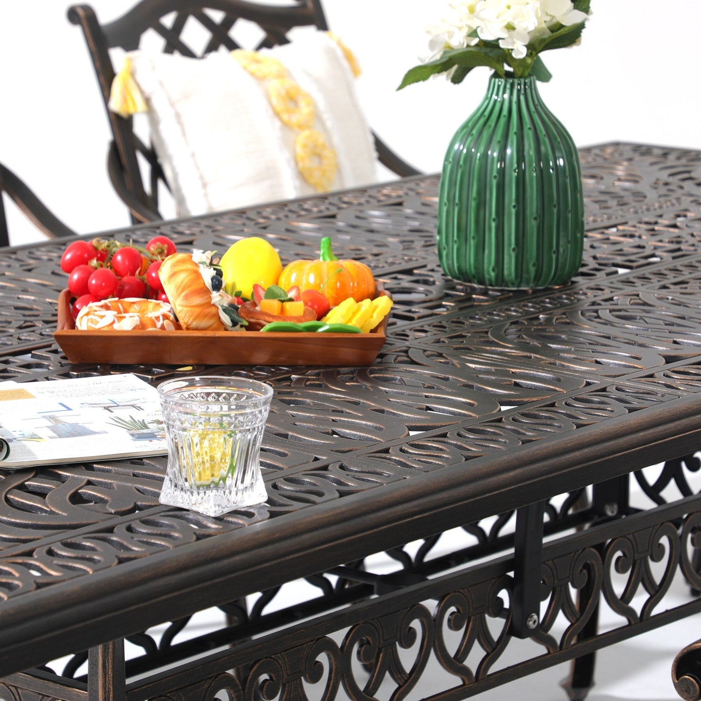 Set da pranzo rettangolare da esterno in alluminio da 9 pezzi con cuscini e foro per ombrellone