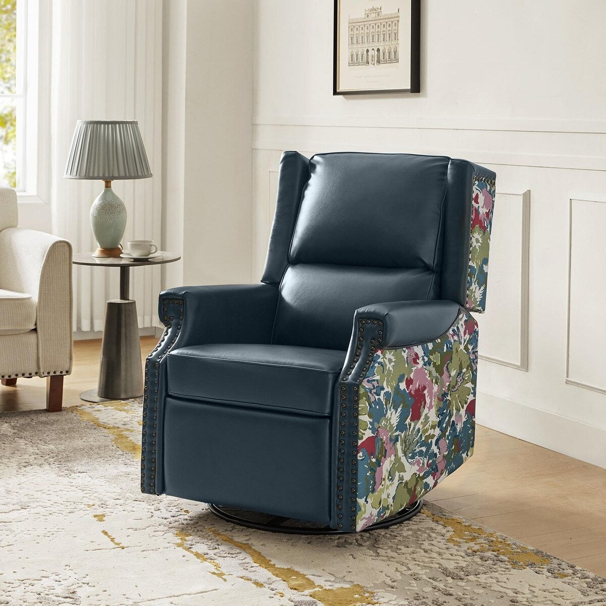 Poltrona reclinabile girevole Amelia Transitional in pelle PU con cuciture floreali di HULALA HOME