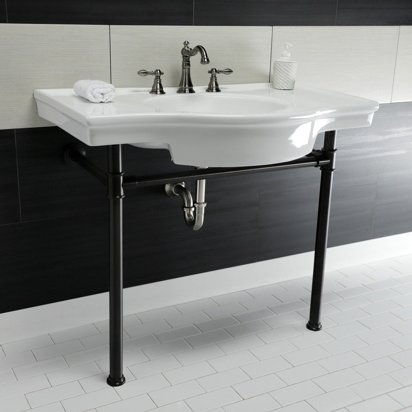 Rubinetto per bagno diffuso classico americano