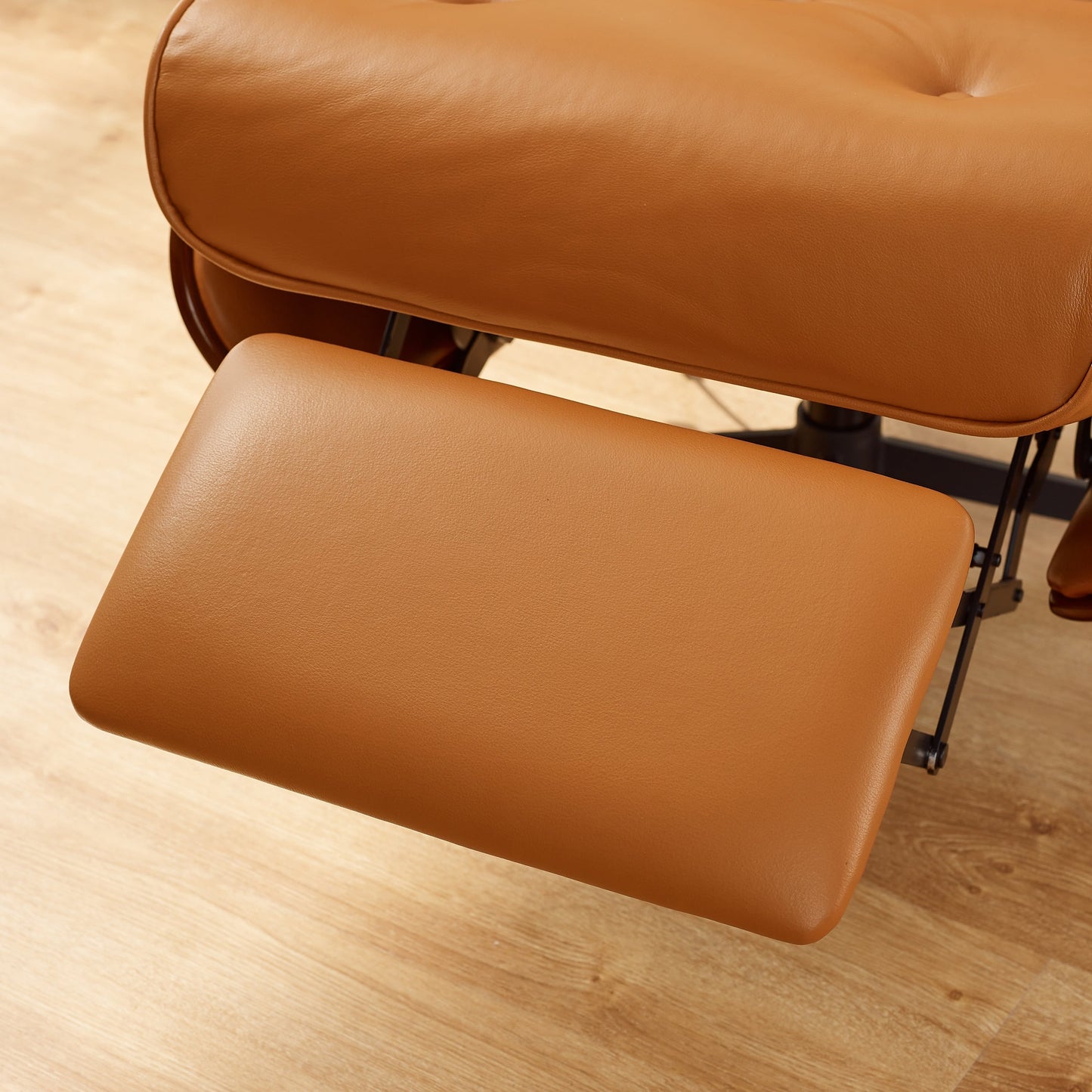 Poltrona reclinabile Art Leon Mid-Century Modern in vera pelle