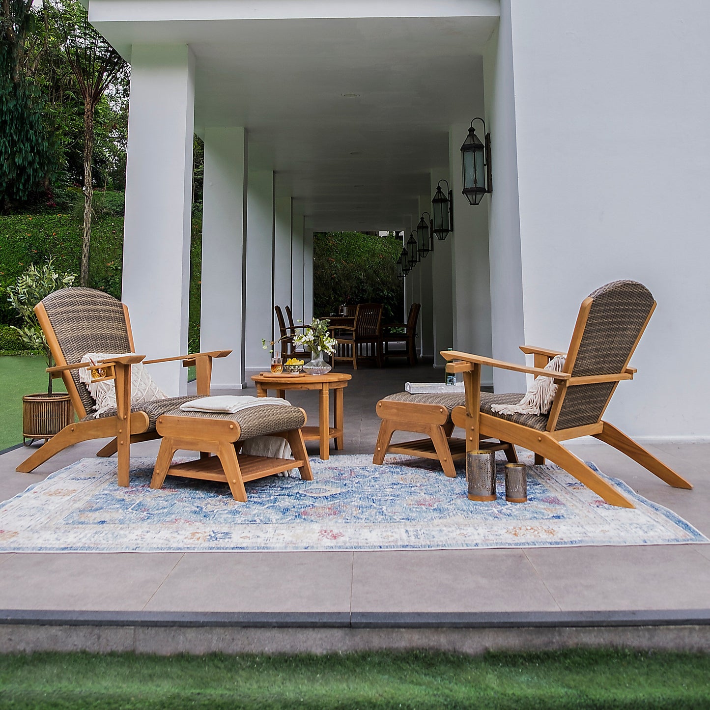 Set di 5 sedie Adirondack da esterno imbottite in teak Cambridge Casual Auburn