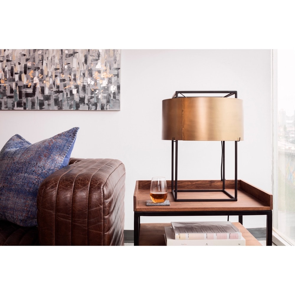 Divano moderno in pelle con cuciture a canale Caolo di Aurelle Home