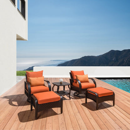 Set di 5 poltrone da esterno e pouf Barcelo Sunbrella Motion per patio