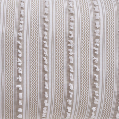 Set copripiumino Better Trends Angelique 100% cotone trapuntato in morbida ciniglia con eleganti strisce, lavabile in lavatrice e asciugabile in asciugatrice.