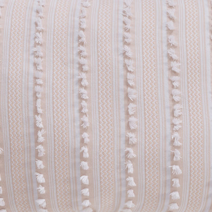 Set copripiumino Better Trends Angelique 100% cotone trapuntato in morbida ciniglia con eleganti strisce, lavabile in lavatrice e asciugabile in asciugatrice.