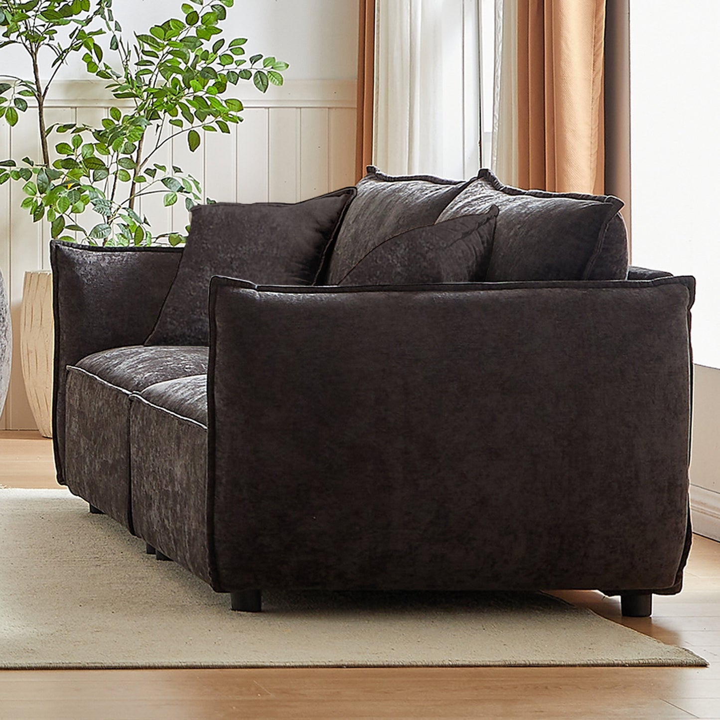 Divano a 3 posti in ciniglia nera con cuscini extra