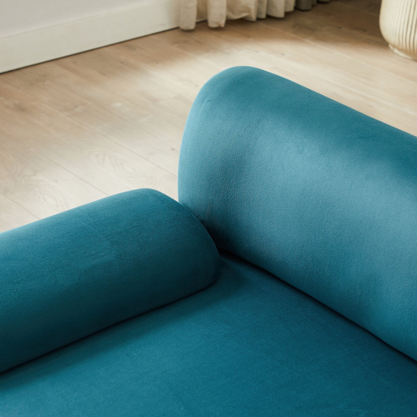 Divano componibile modulare grande Blue 105 a 3 posti con pouf mobile, seduta profonda e struttura in legno massello