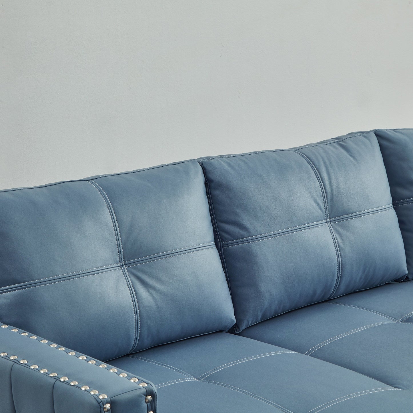 Divano letto convertibile blu da 88'' a 3 posti con chaise longue contenitore, letto estraibile, finiture con borchie