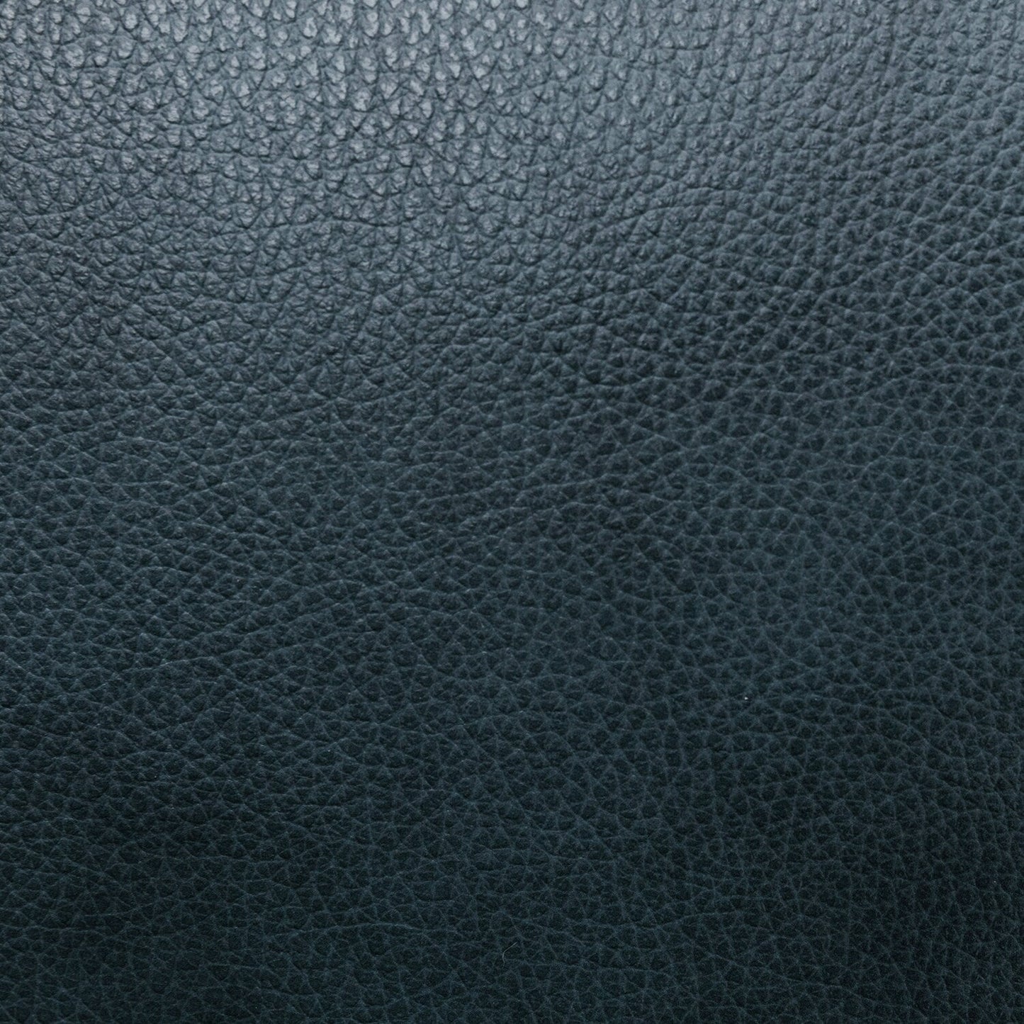 Poltrona reclinabile con schienale a spinta in vera pelle, braccioli e schienale comodi