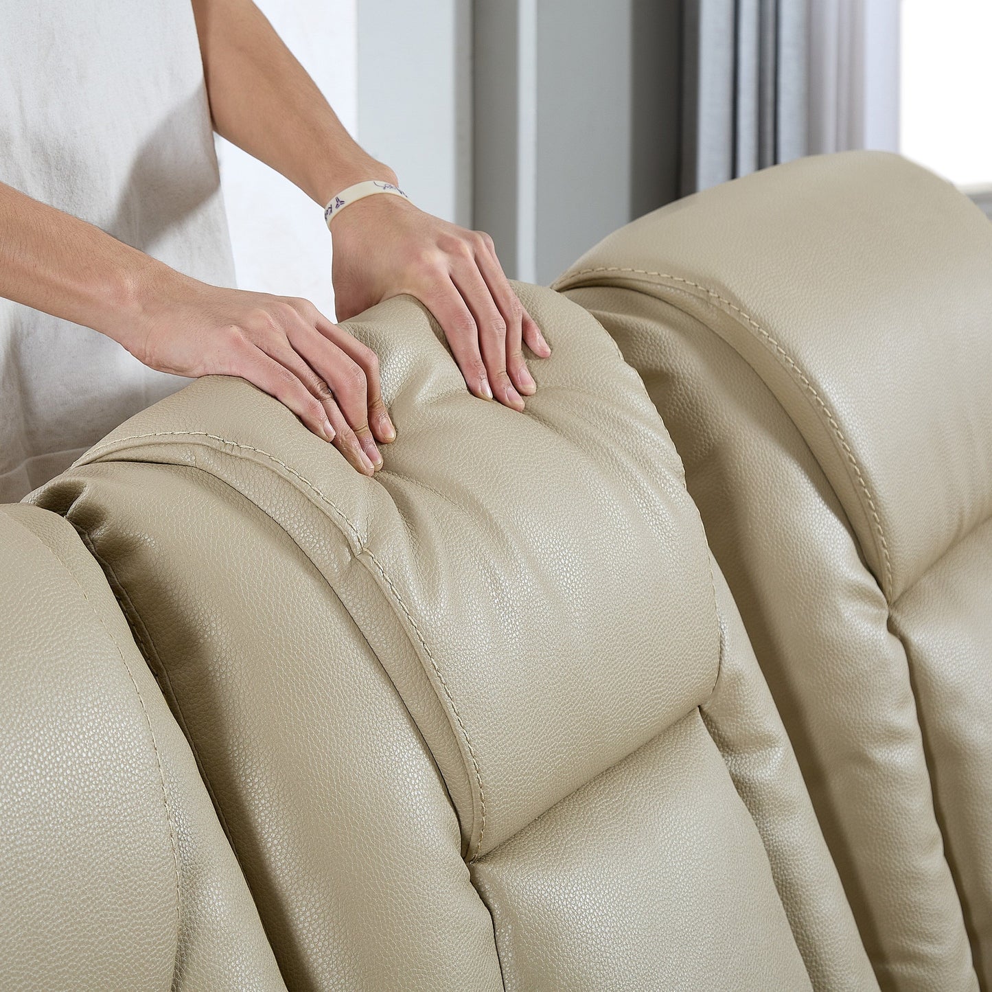 Poltrona reclinabile in similpelle