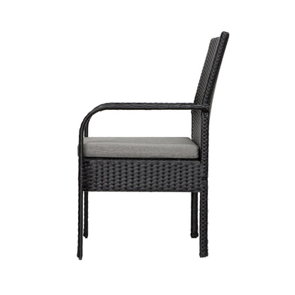 Set da patio bistrot in vimini Bradbury Outdoor da 3 pezzi con cuscini