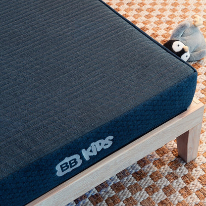 Materasso per bambini Brooklyn Bedding con protezione antimacchia