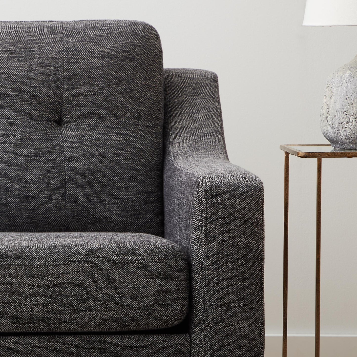 Divano imbottito con braccioli a cucchiaio Brookside Ellen 75