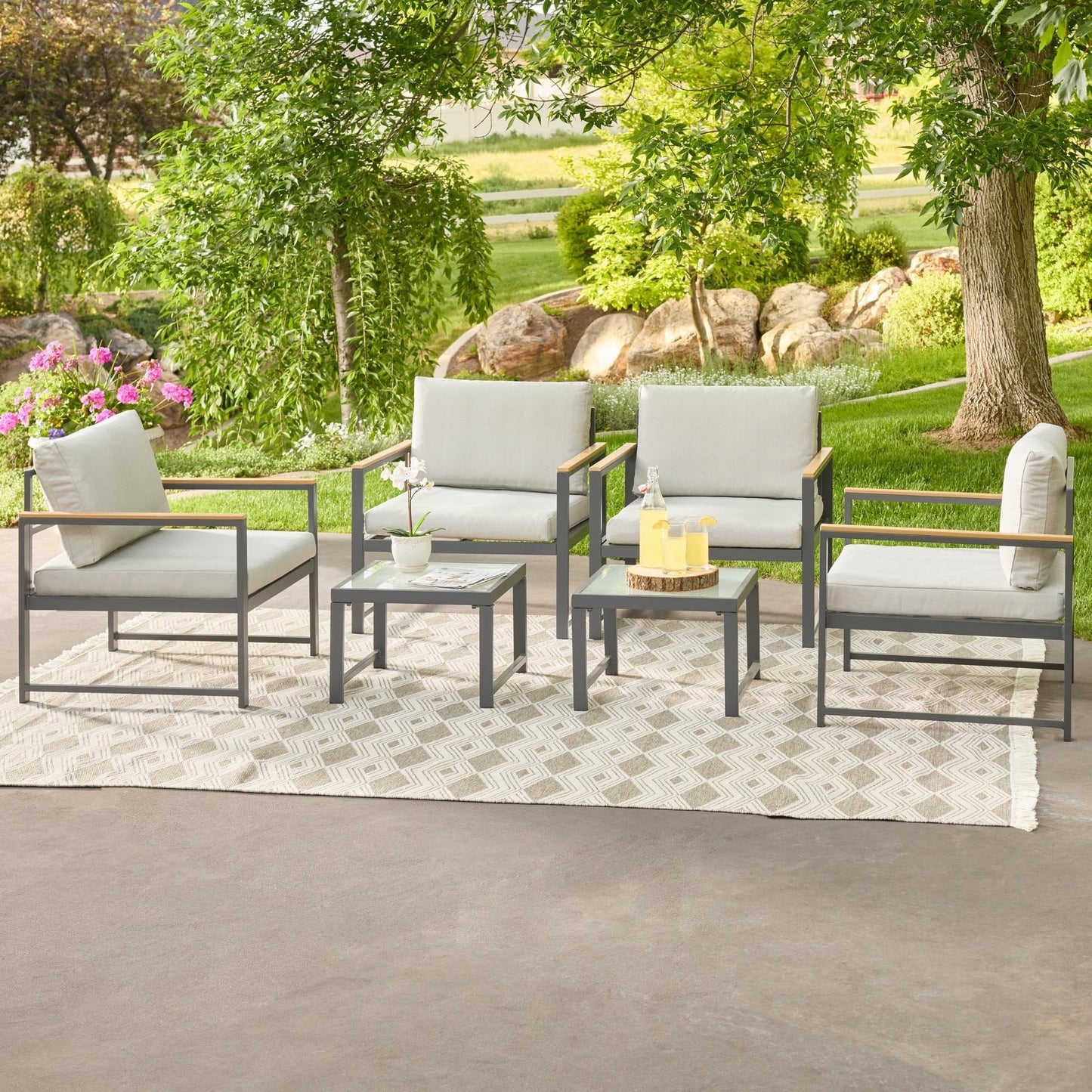 Sedia decorativa da esterno Brookside Meg in metallo con cuscini