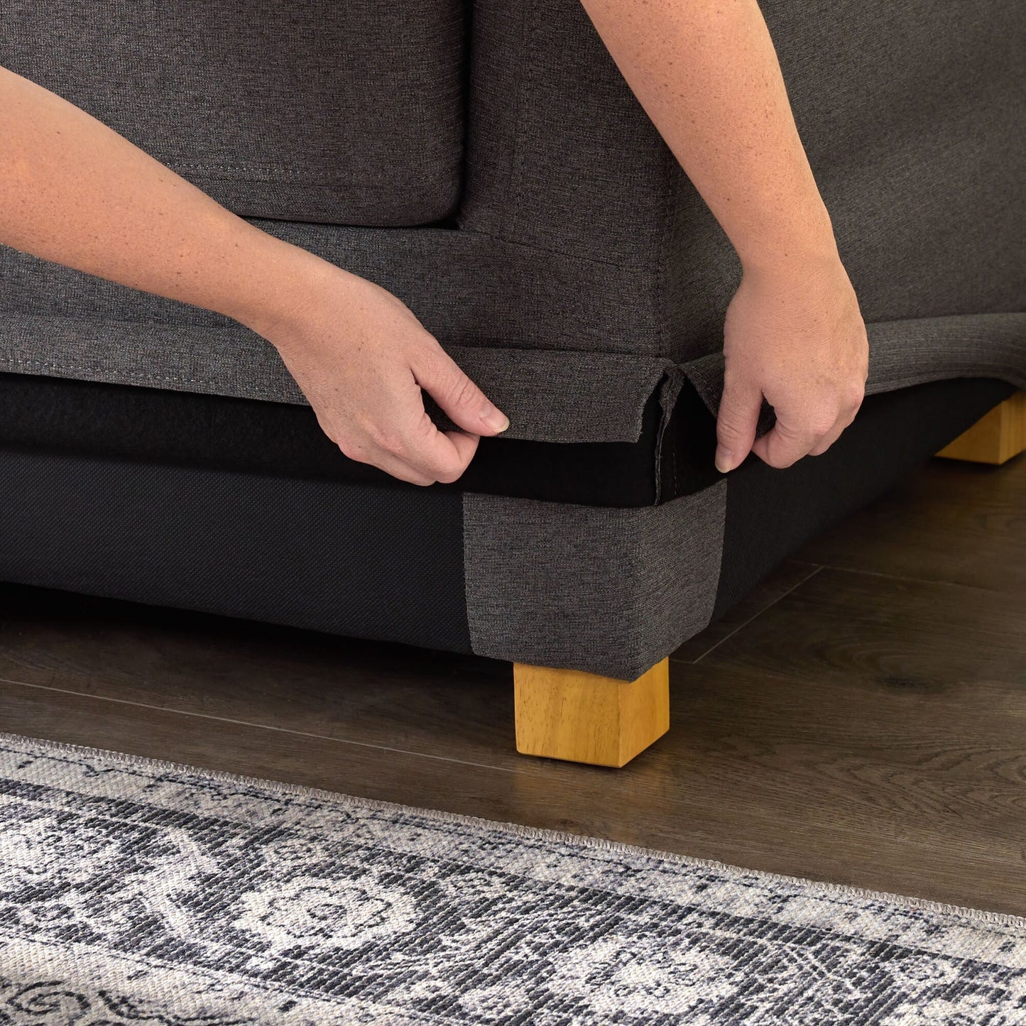 Divano imbottito Brookside Nelle a 3 posti