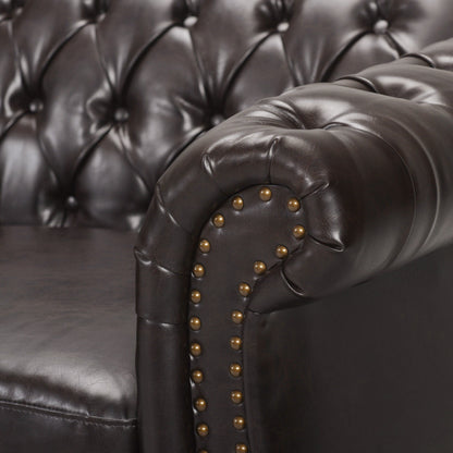 Divano Chesterfield marrone 84.75 imbottito con bottoni, 3 posti, borchie e gambe in legno