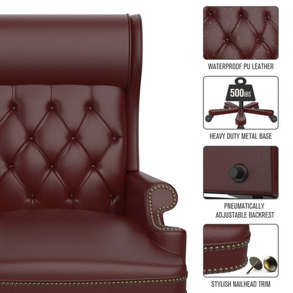 Poltrona girevole ergonomica da ufficio in similpelle color bordeaux con poggiapiedi, schienale con bottoni trapuntati e decorazione con borchie